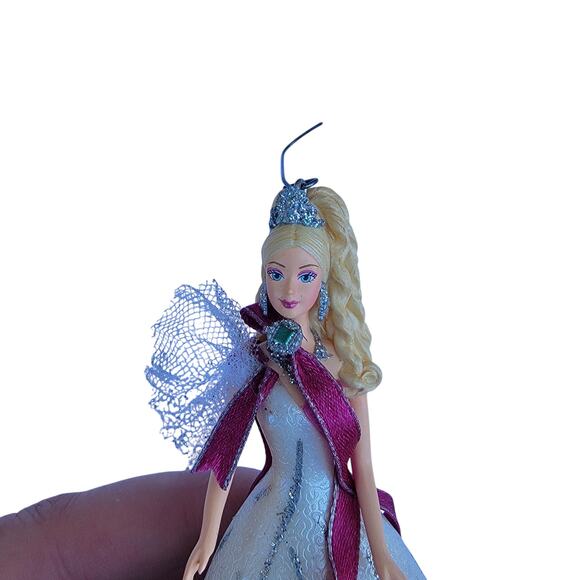 Vintage Barbie Christmas Ornament in White Gown with Tiara 2005s Mattel - Picture 9 of 10